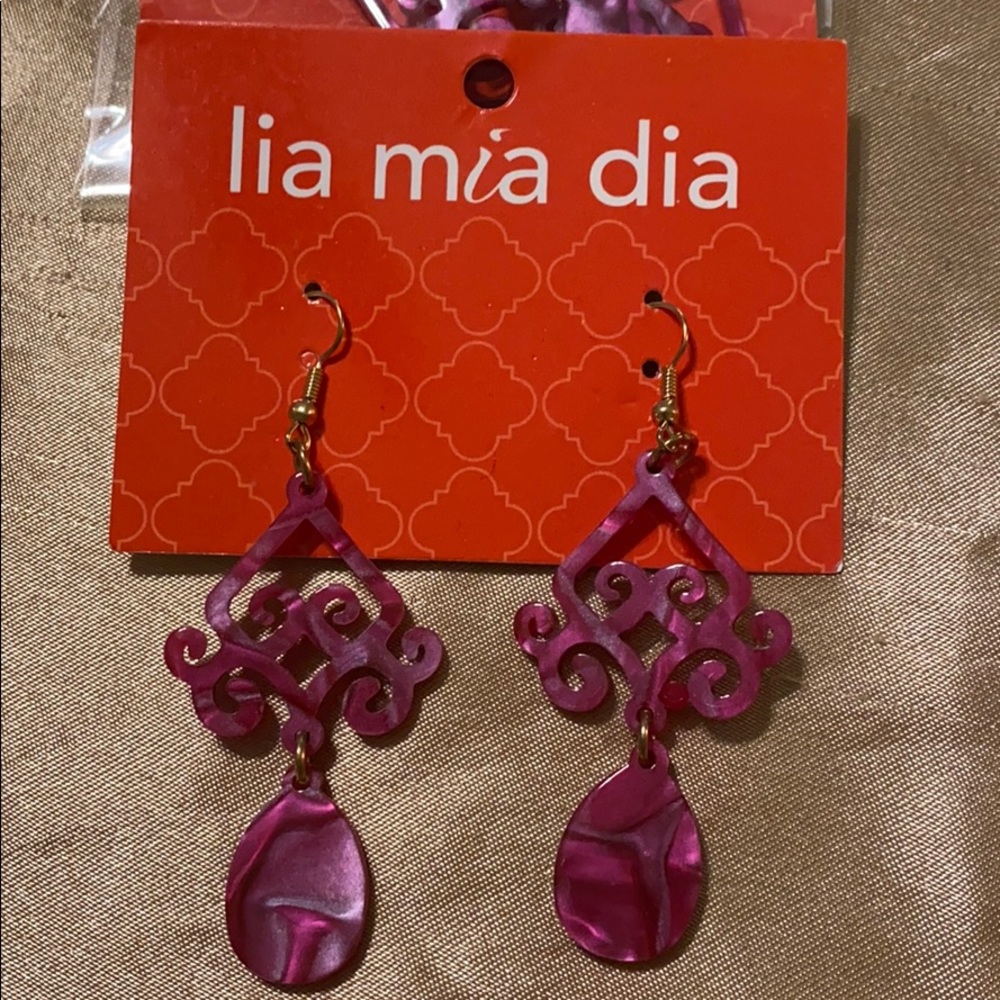Lia Mai Dia Earrings